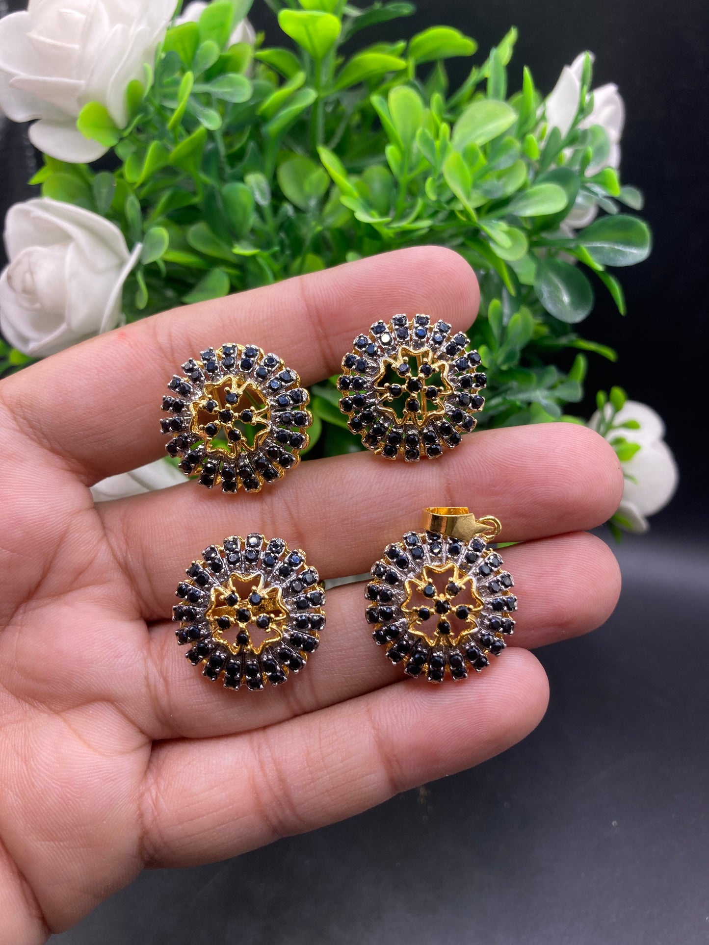 Diamond cut Sets