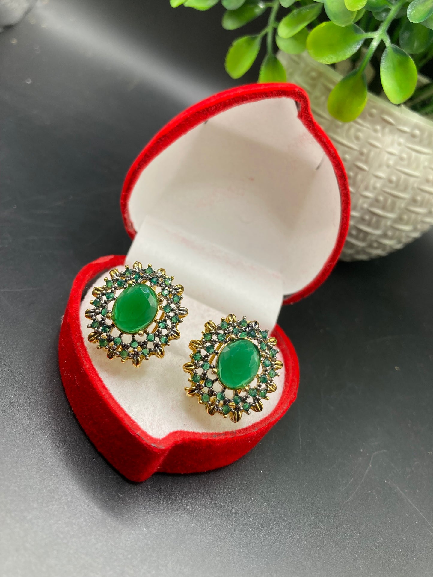 Jarao studs