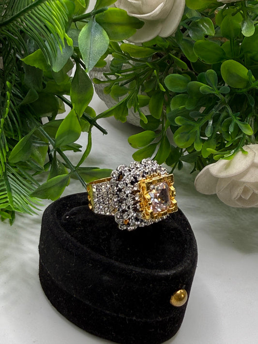 Luxury square ring