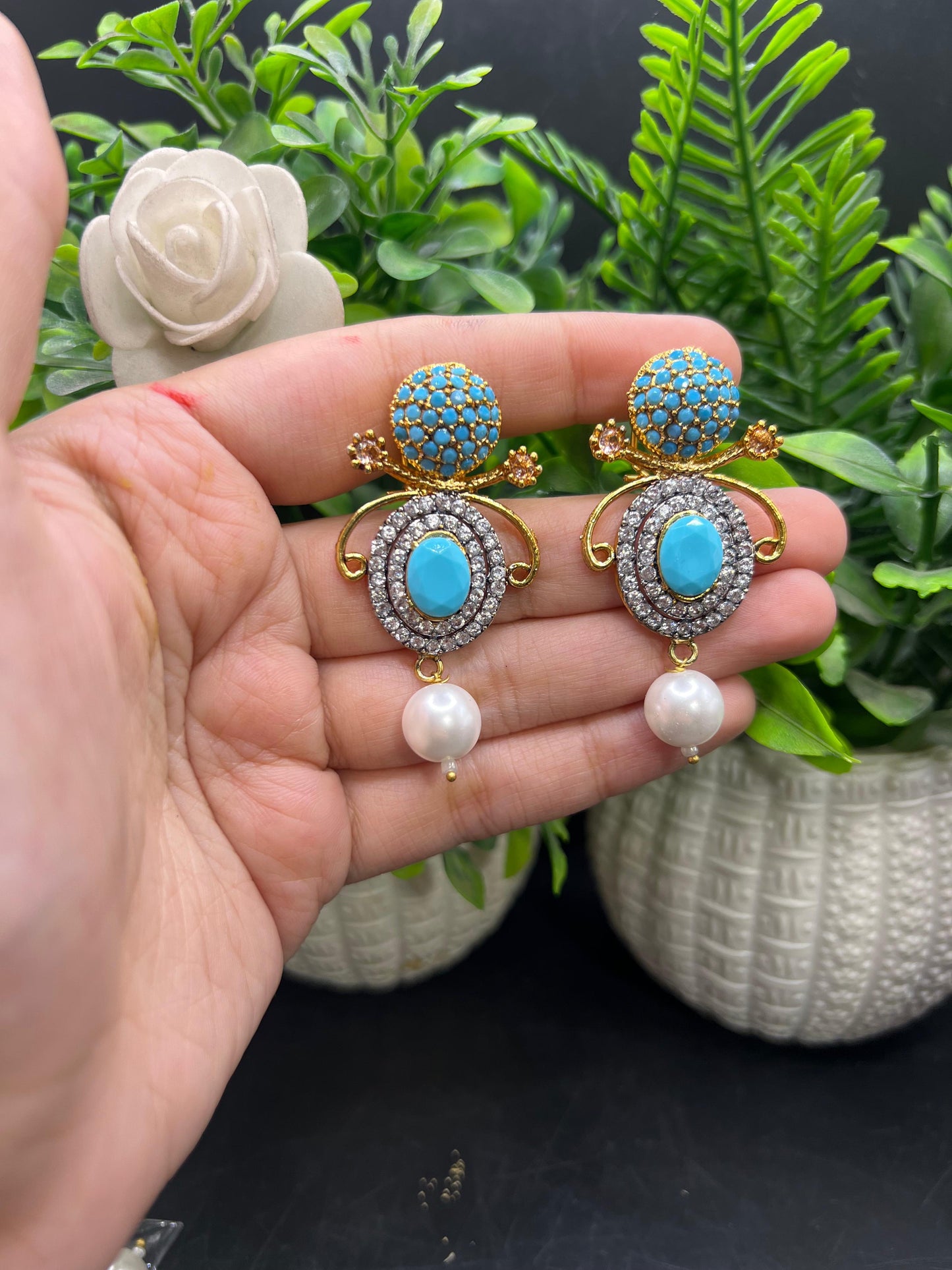 Luxury earrings