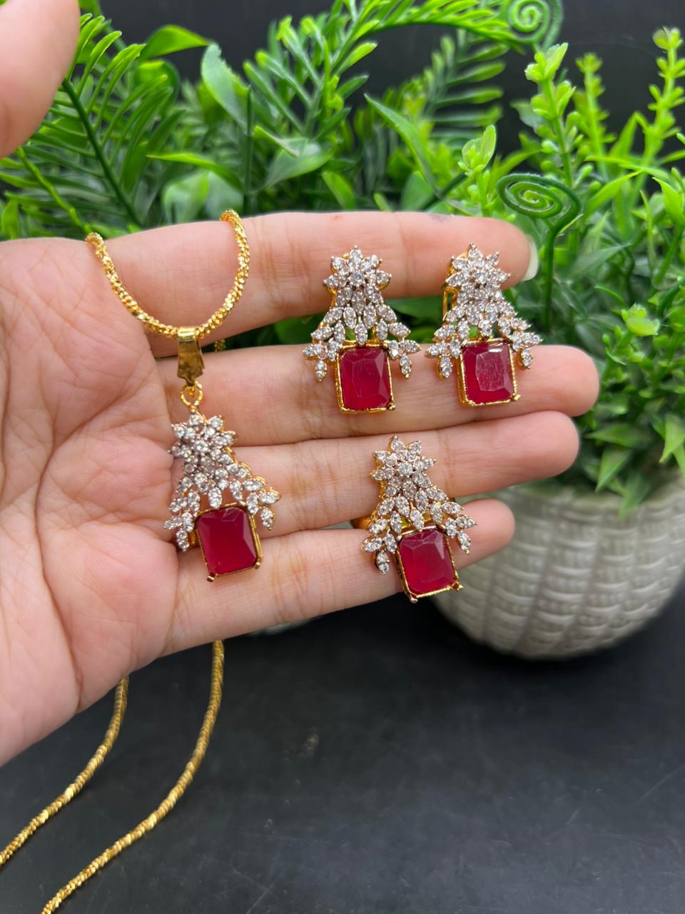Zircon square set