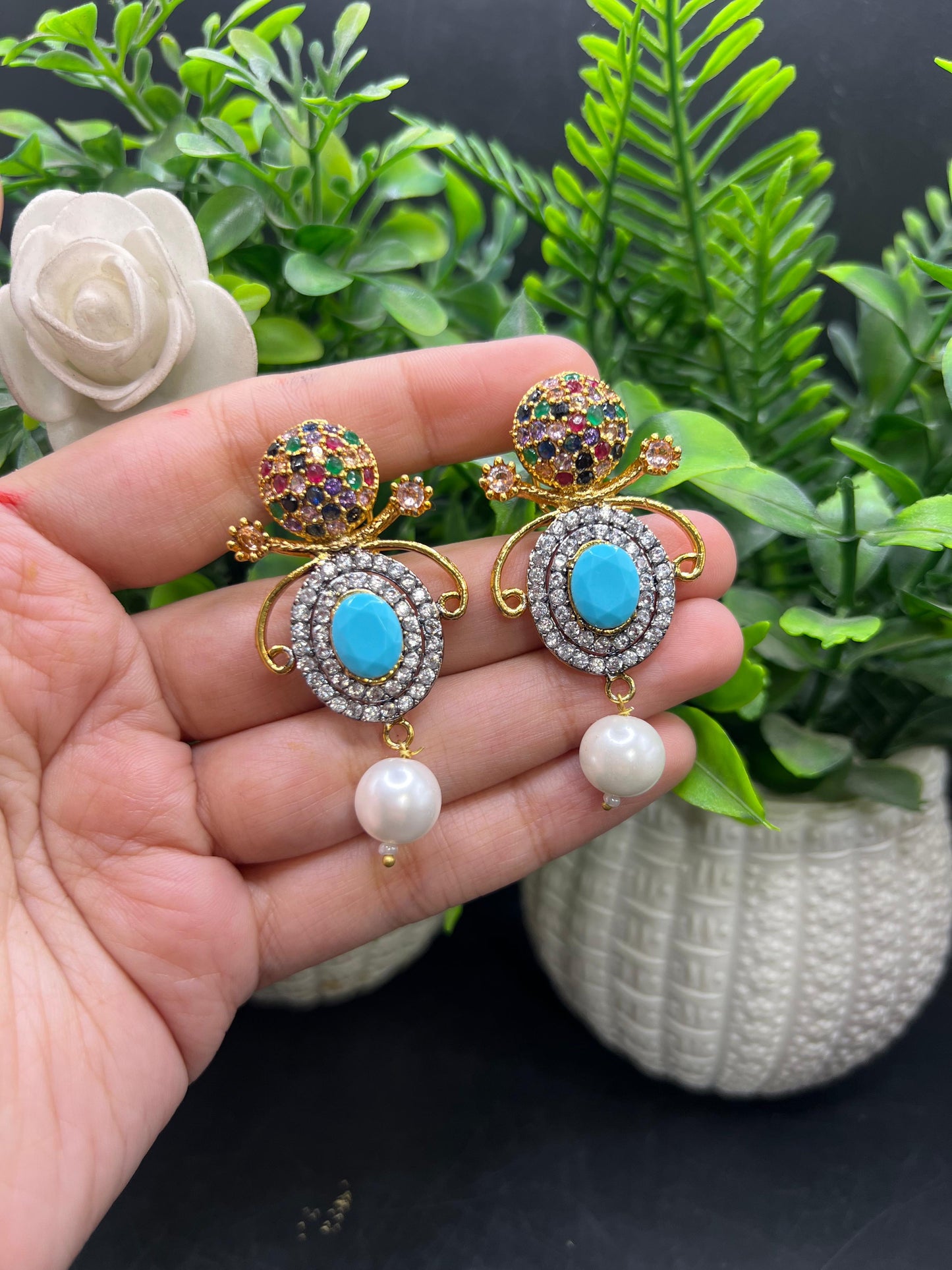 Luxury earrings