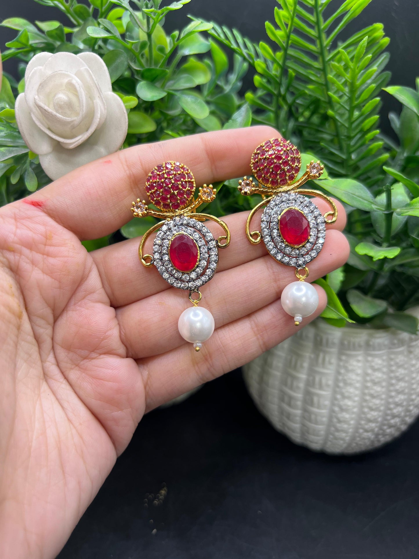 Luxury earrings
