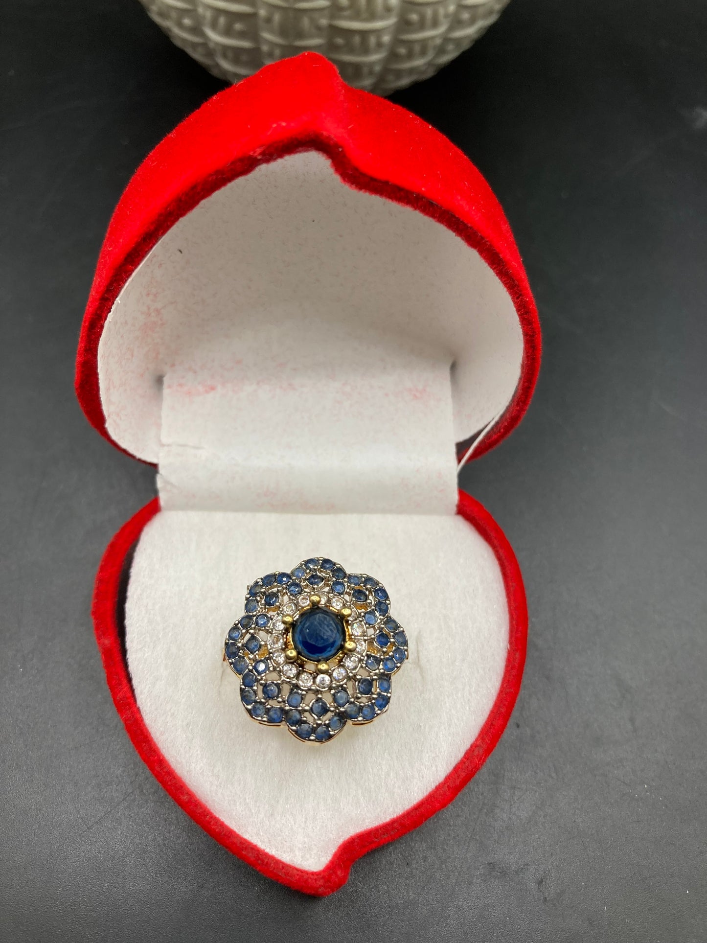 Ring