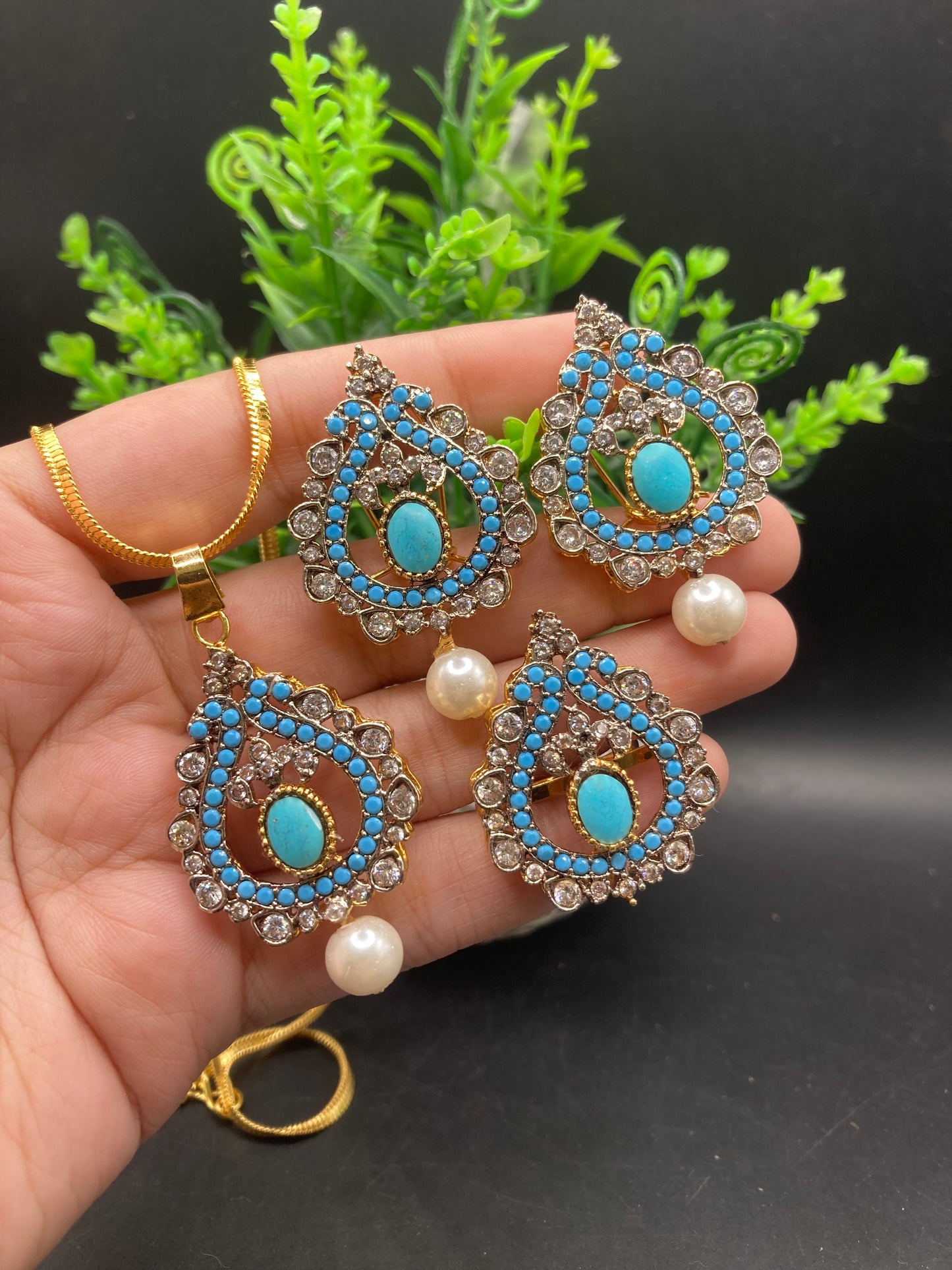 Feroza jarao set