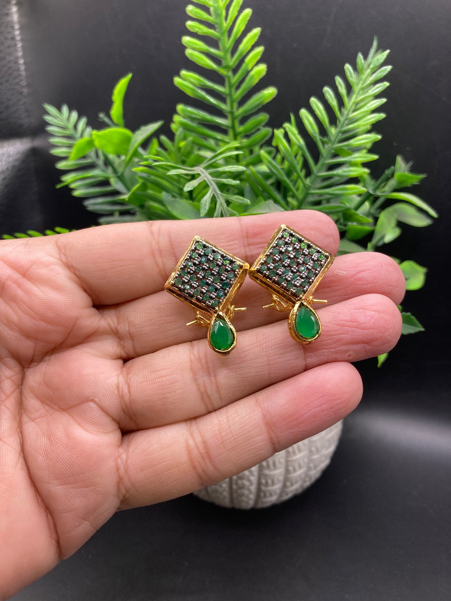 Jarao studs