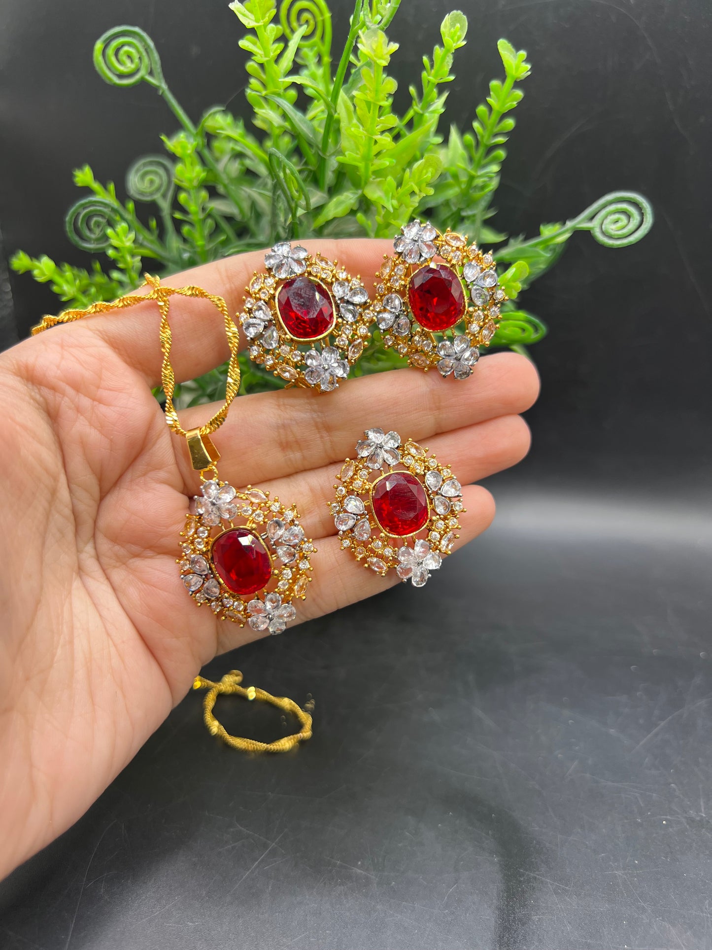 Luxury stone set