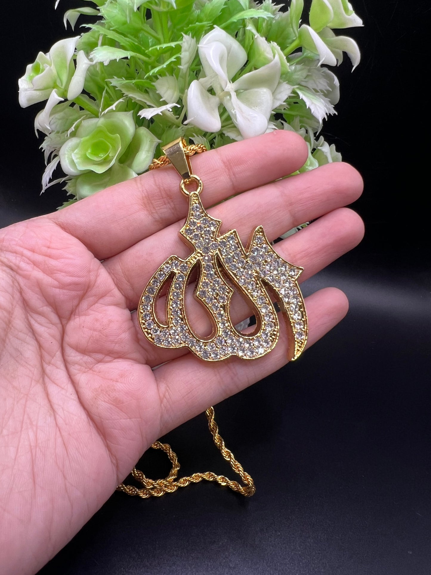 Calligraphy pendant