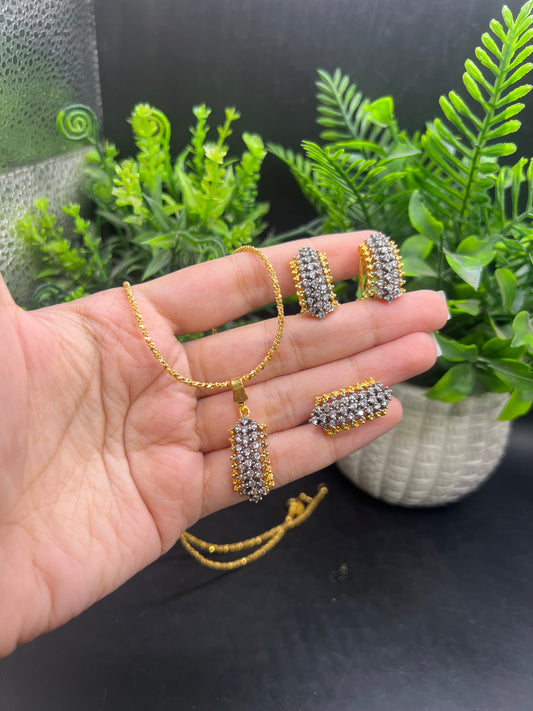 Gold polished Diamond cut set