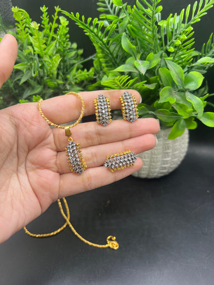 Gold polished Diamond cut set