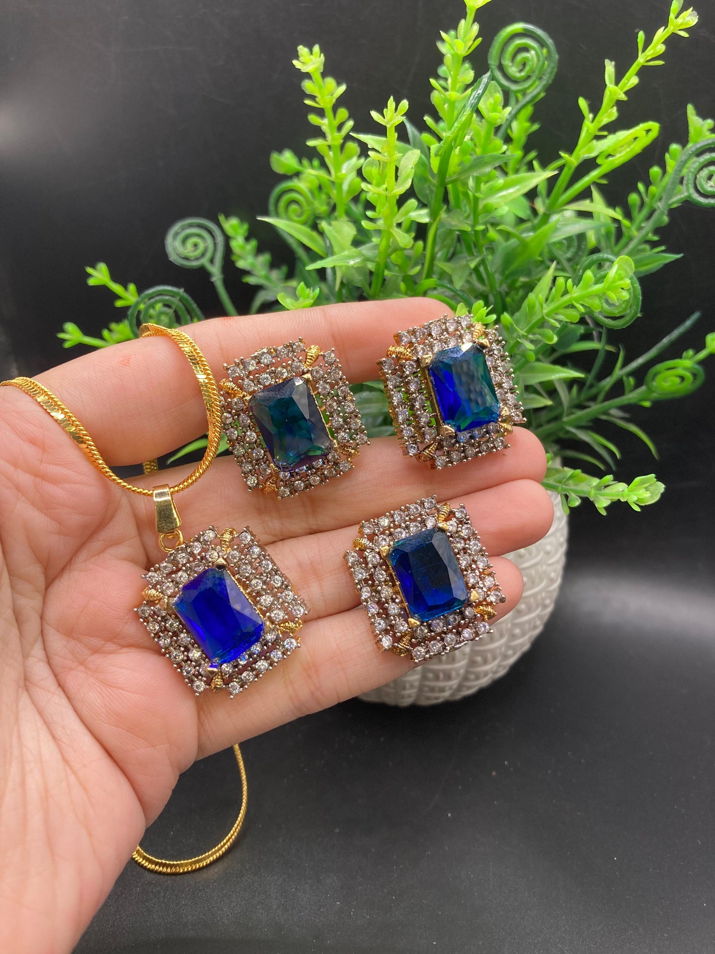 Jarao with doublet set